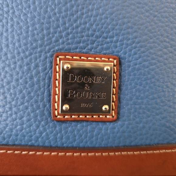 Dooney & Bourke Pebblegrain Zip Top Dome Satchel/Crossbody In The Color Jeans - Picture 6 of 13